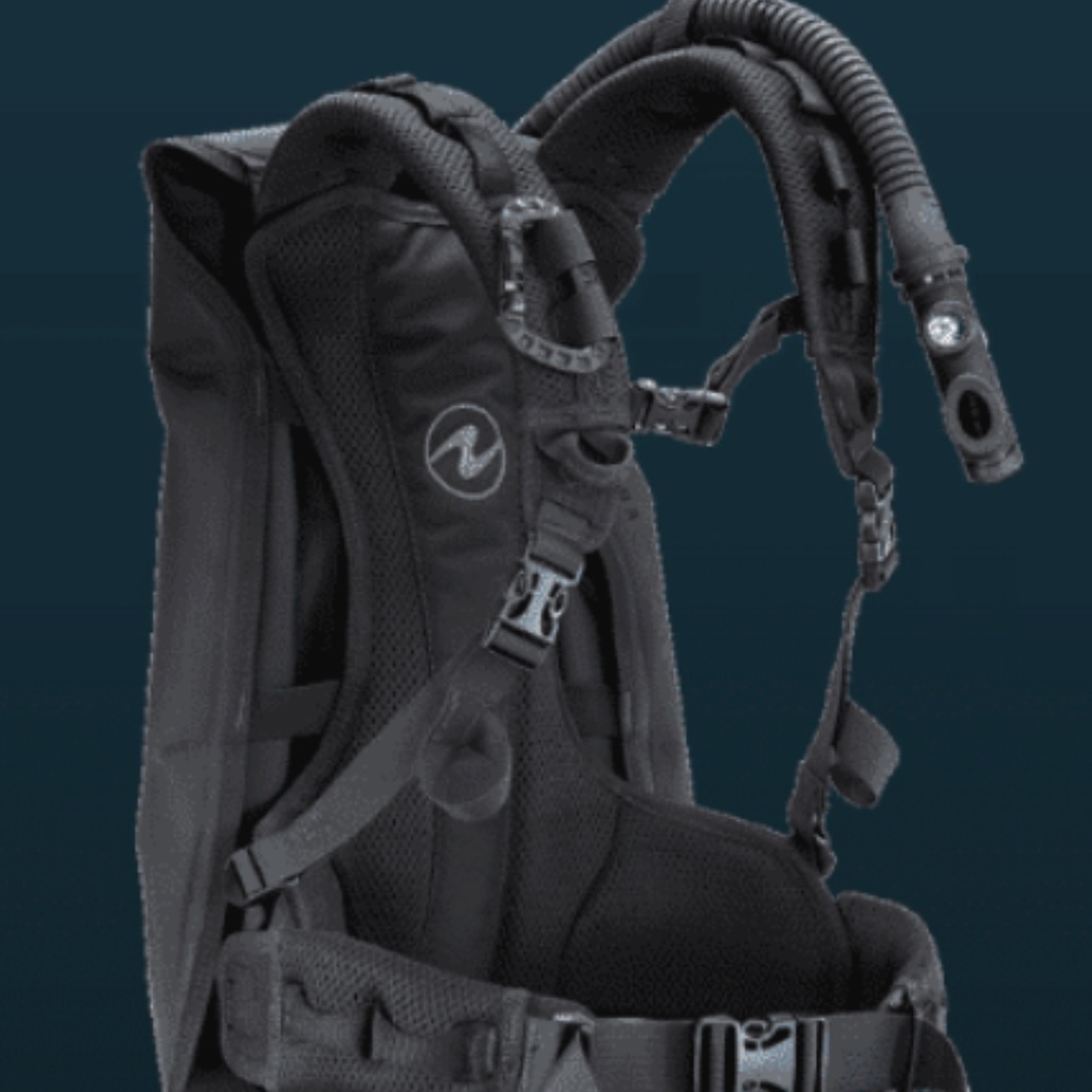 Aqualung Outlaw wing-style BCD -